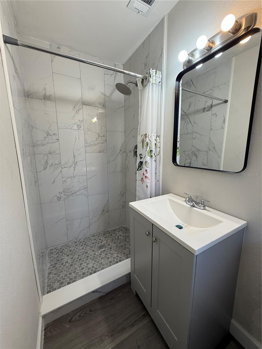 POINCIANA HEIGHTS - Residential Lease