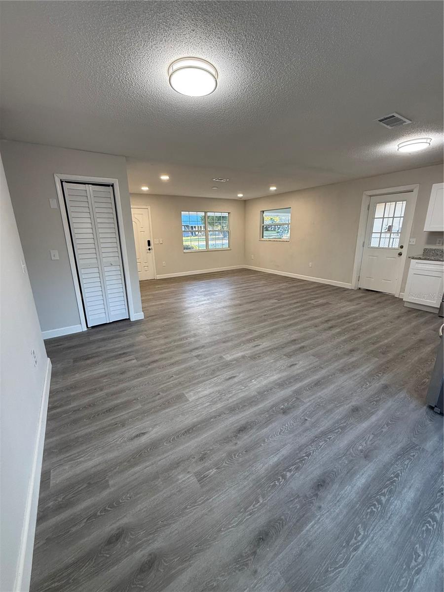 POINCIANA HEIGHTS - Residential Lease