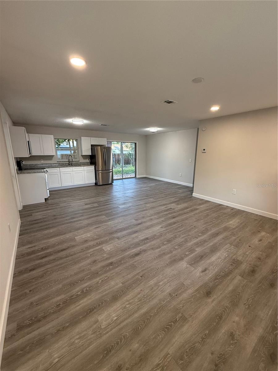 POINCIANA HEIGHTS - Residential Lease