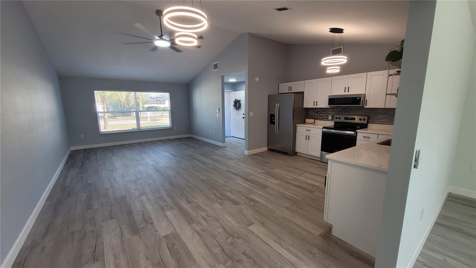 SEVEN SPGS HOMES - Residential