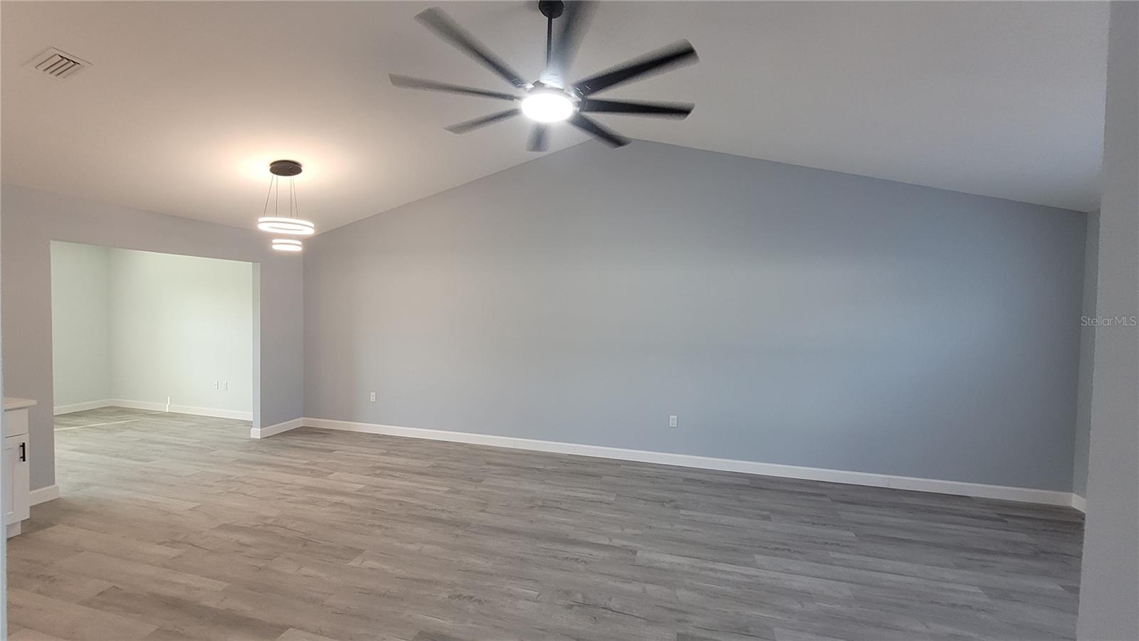 SEVEN SPGS HOMES - Residential