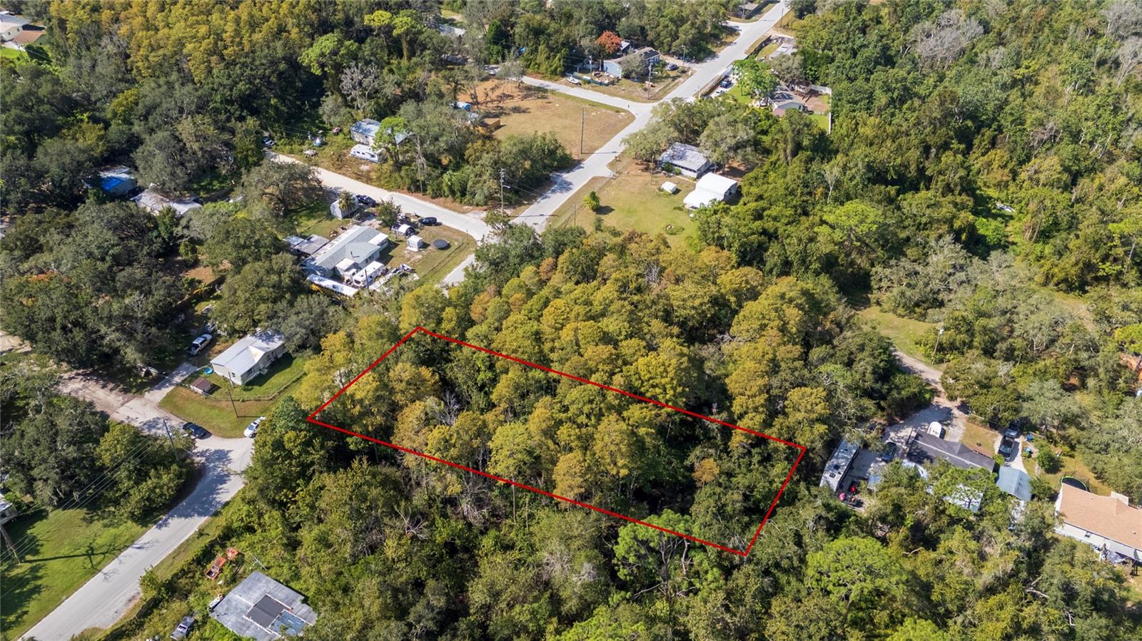 MOON LAKE ESTATES - Land