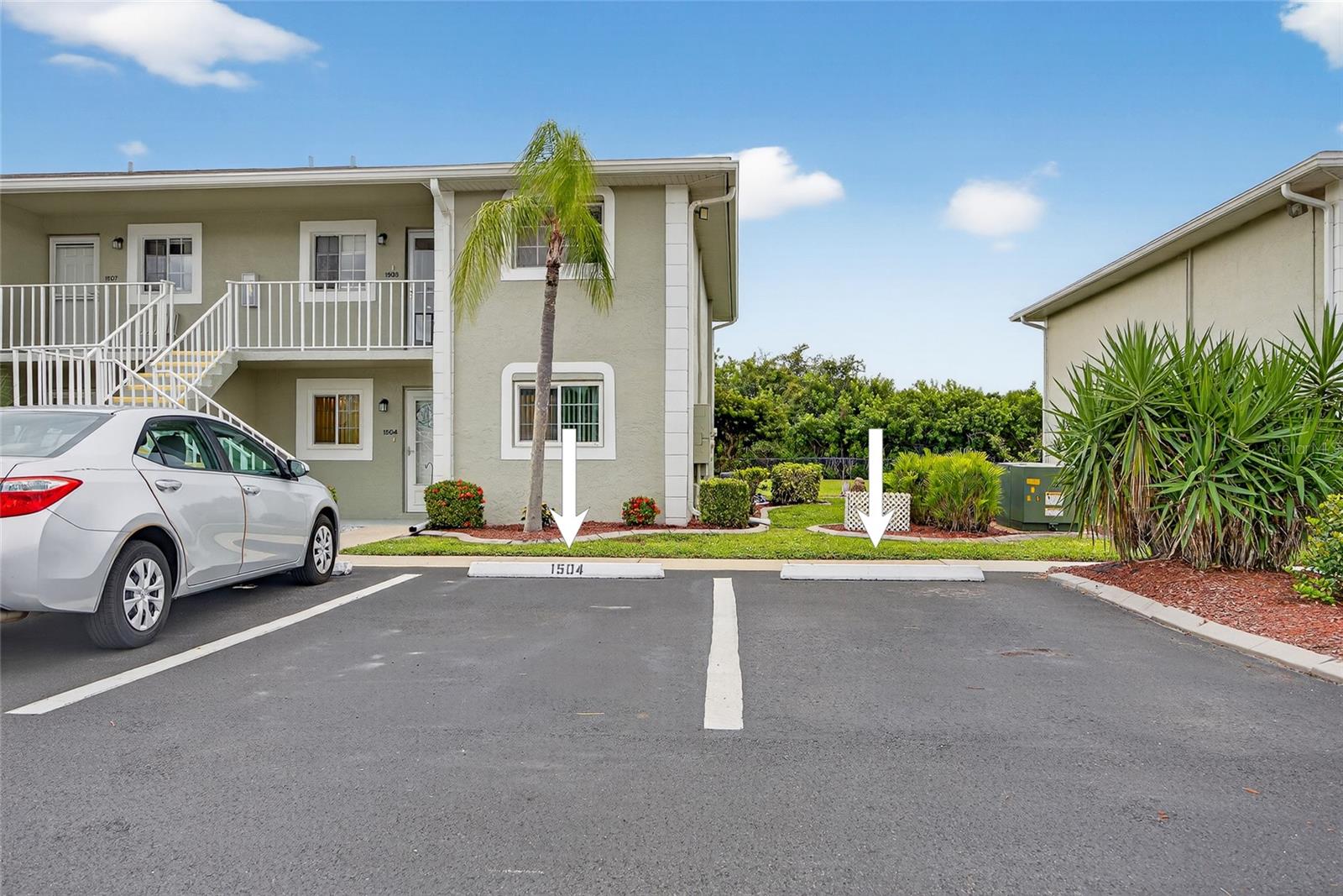 LAKES EDGE PH 04 - Residential