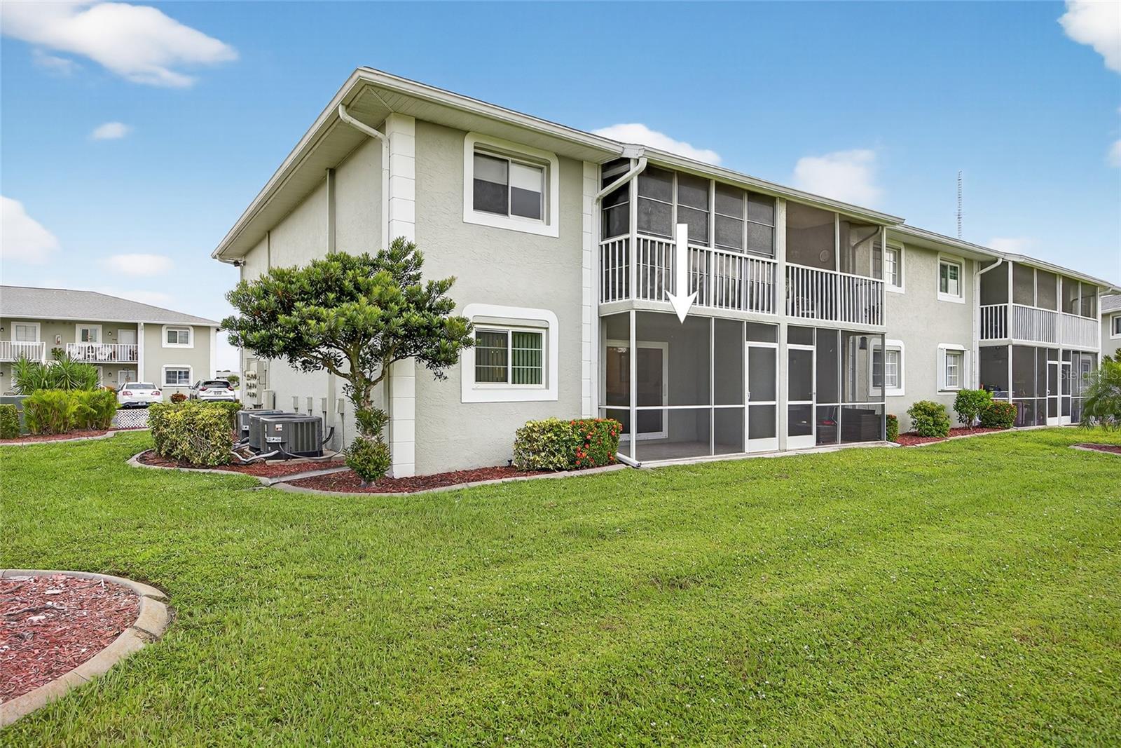 LAKES EDGE PH 04 - Residential