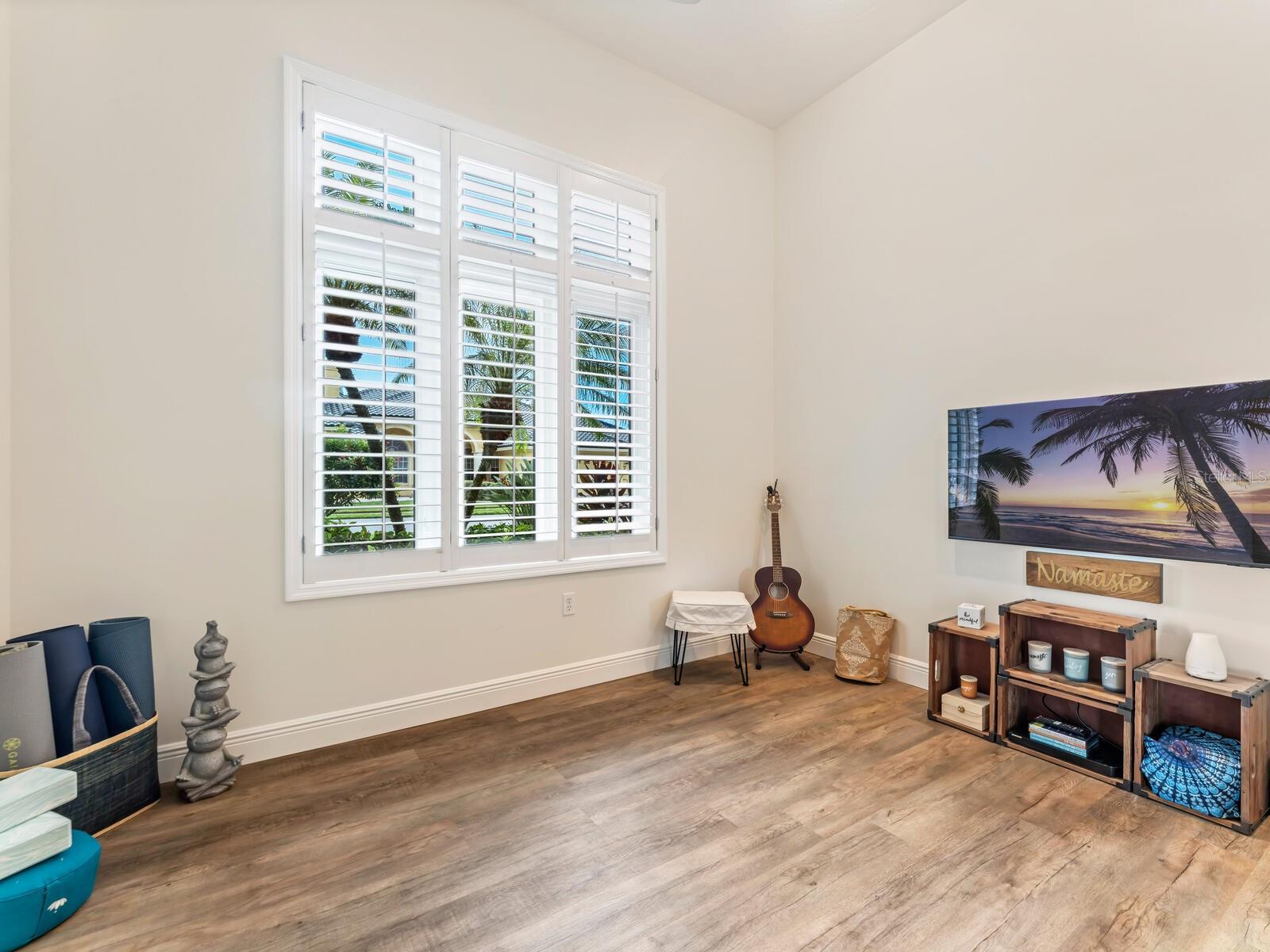 DEER CREEK - Residential