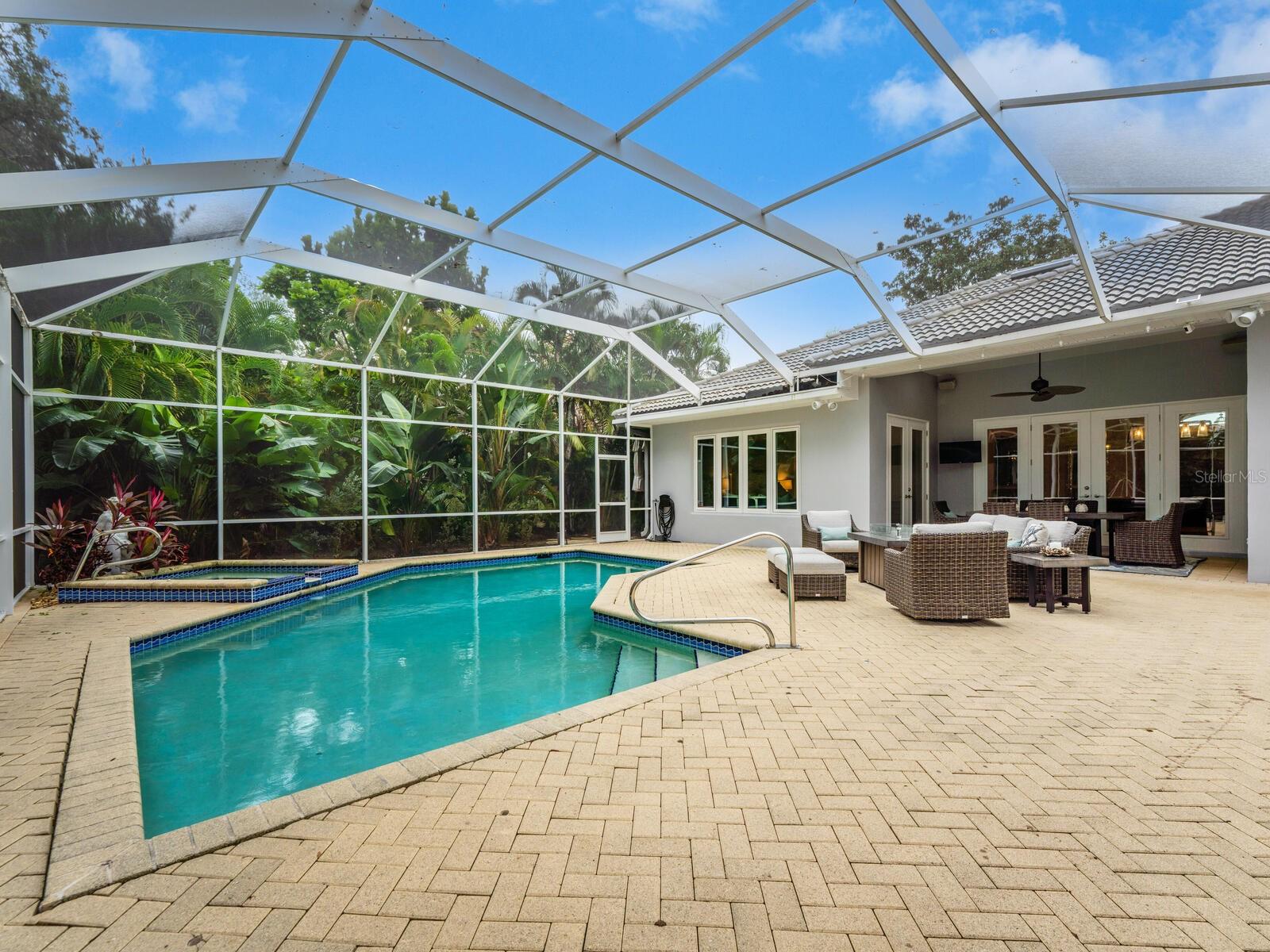 DEER CREEK - Residential