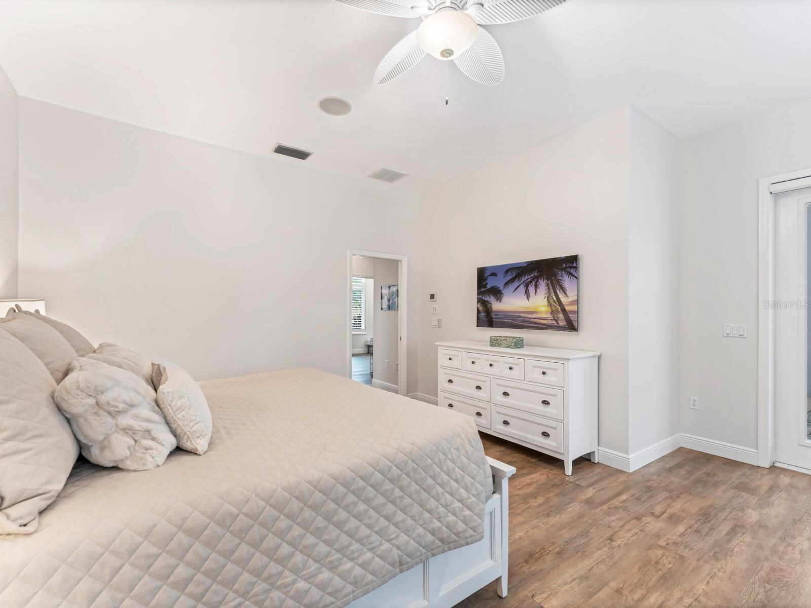 DEER CREEK - Residential