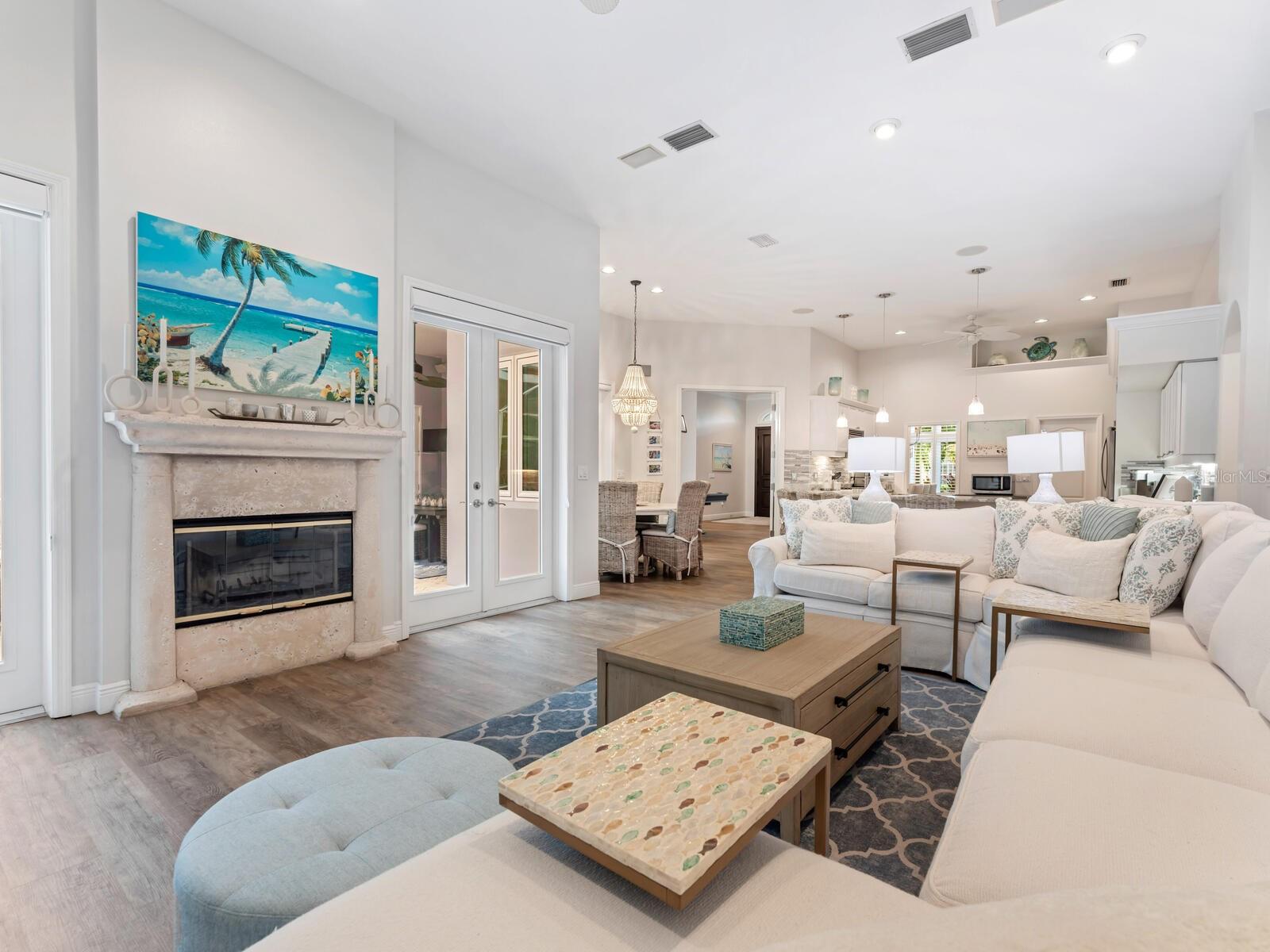 DEER CREEK - Residential