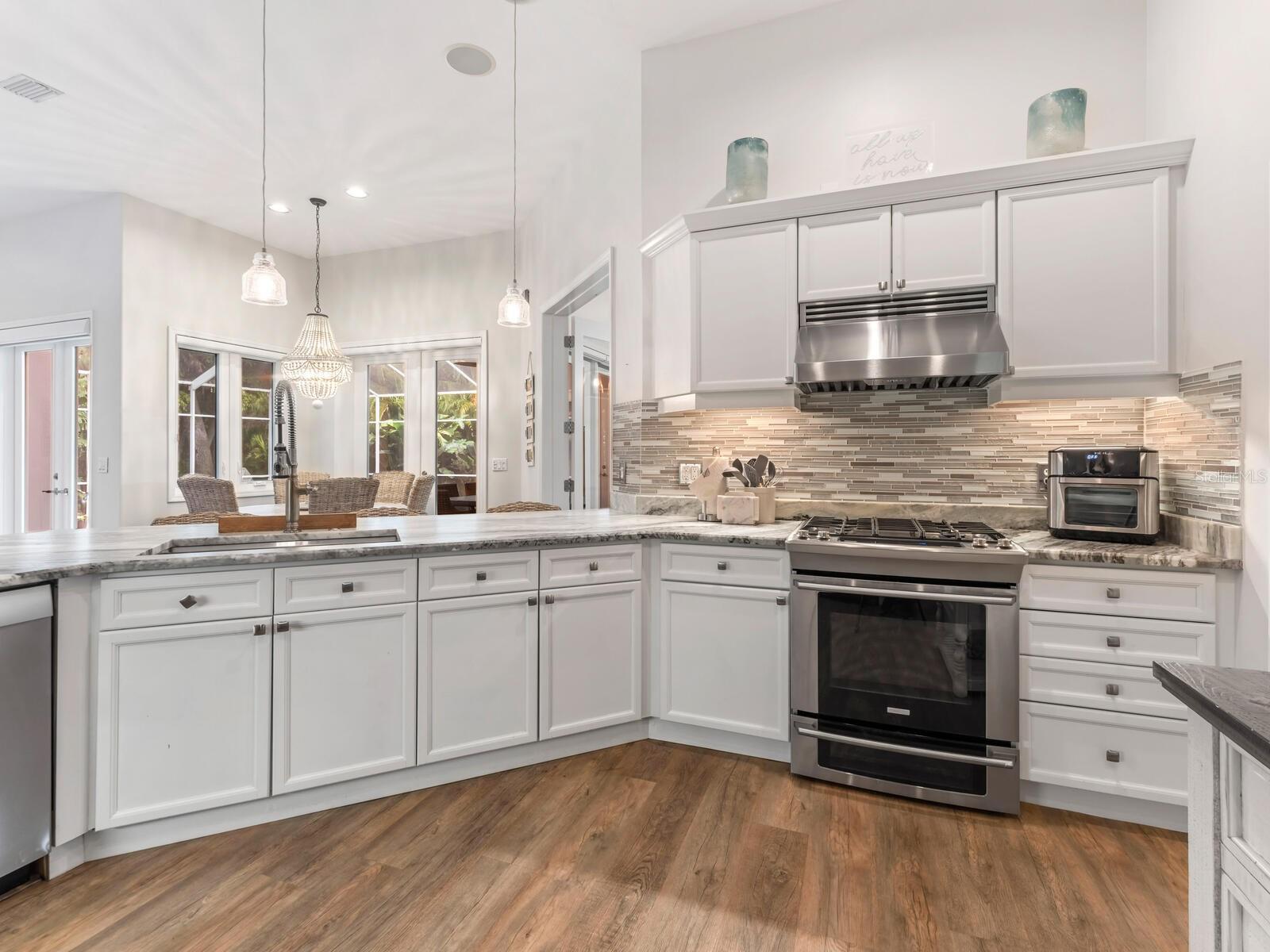 DEER CREEK - Residential