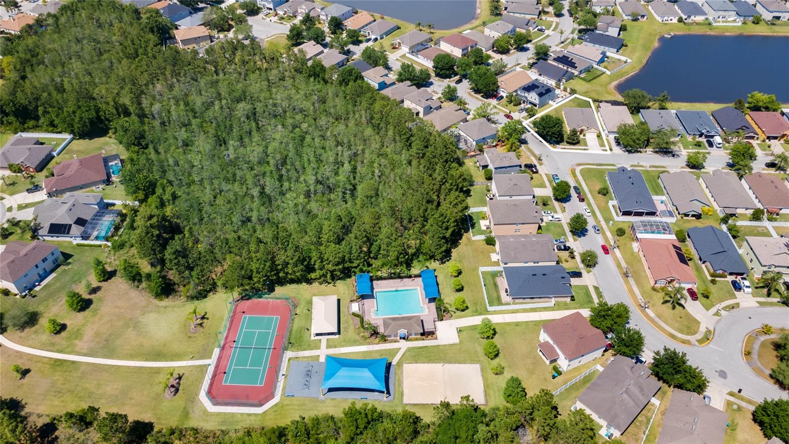 TIVOLI WOODS VILLAGE C 51 84 - Residential