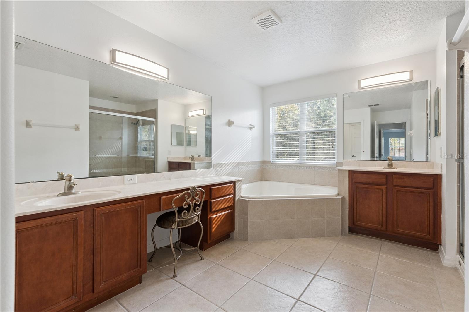 TIVOLI WOODS VILLAGE C 51 84 - Residential