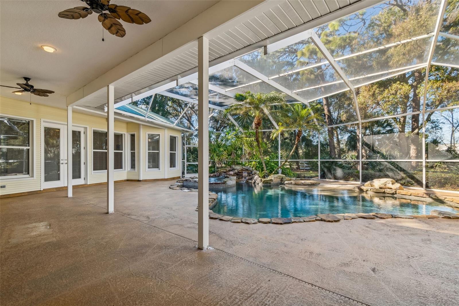 TAMPA & TARPON SPGS LAND CO - Residential