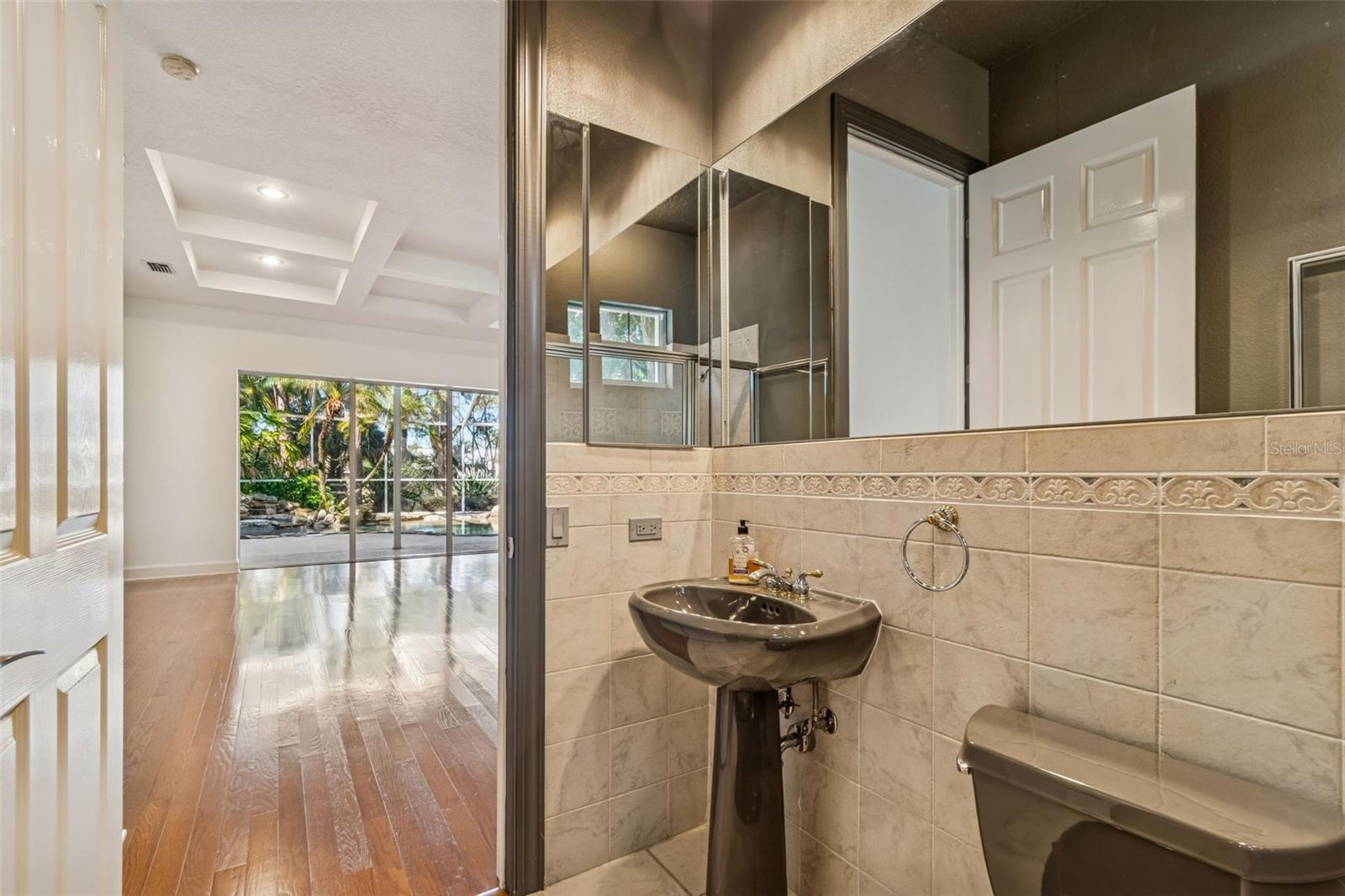 TAMPA & TARPON SPGS LAND CO - Residential