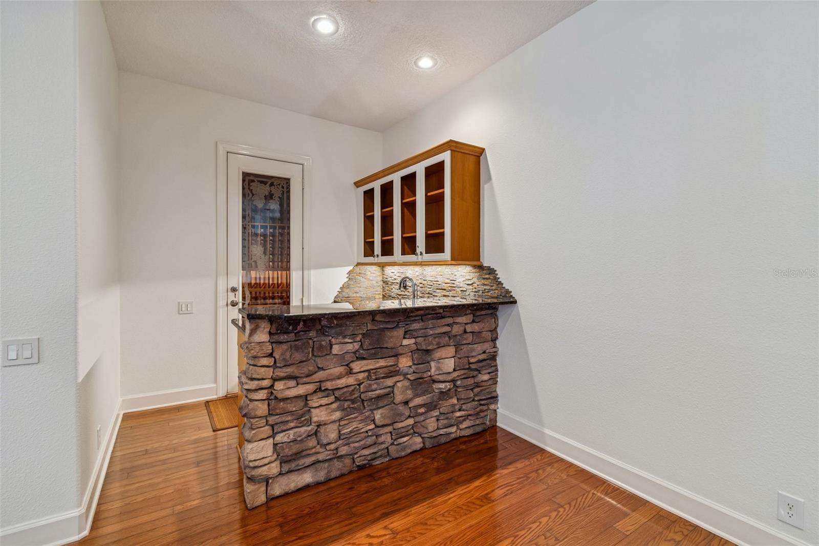 TAMPA & TARPON SPGS LAND CO - Residential