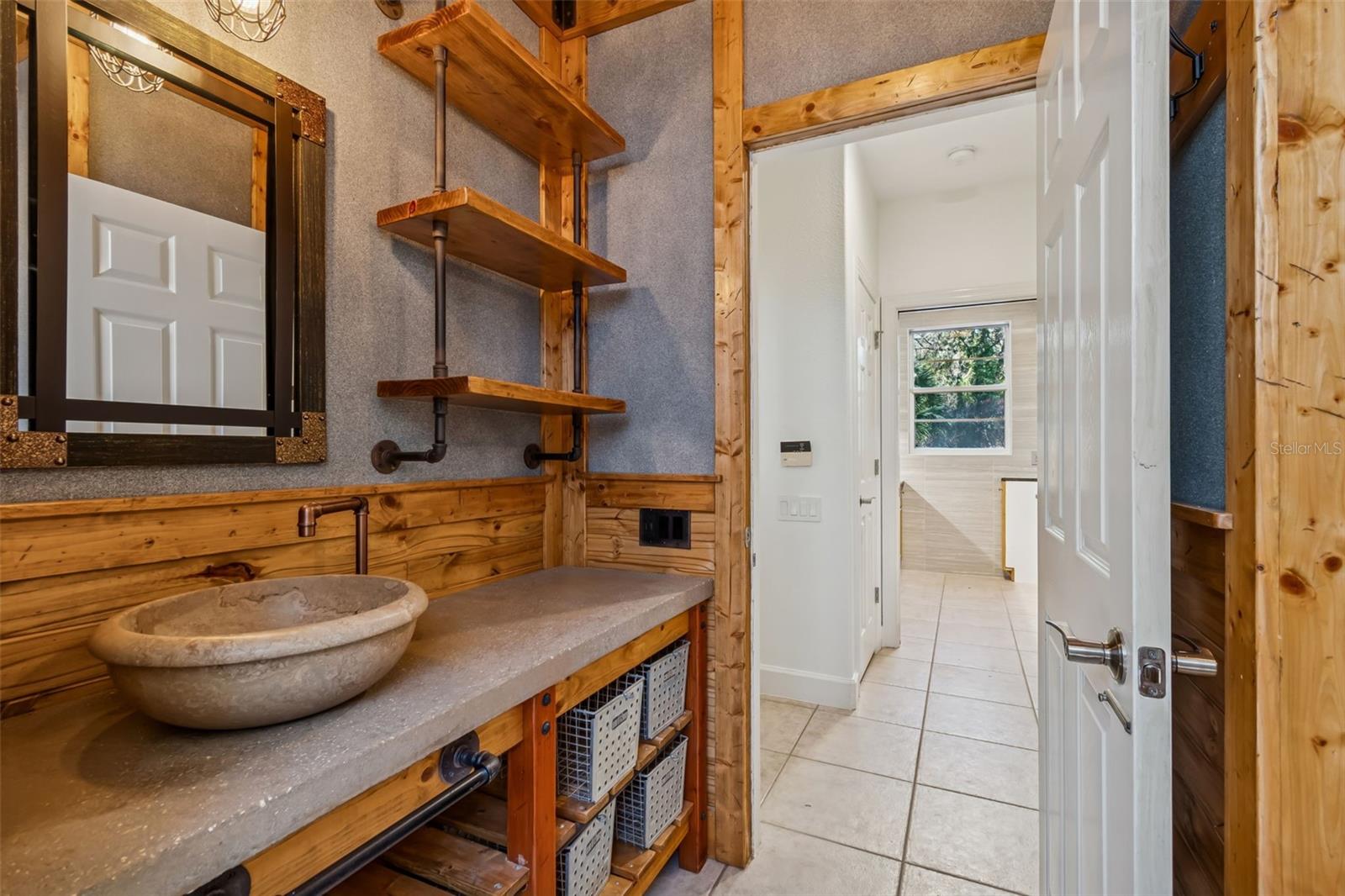 TAMPA & TARPON SPGS LAND CO - Residential