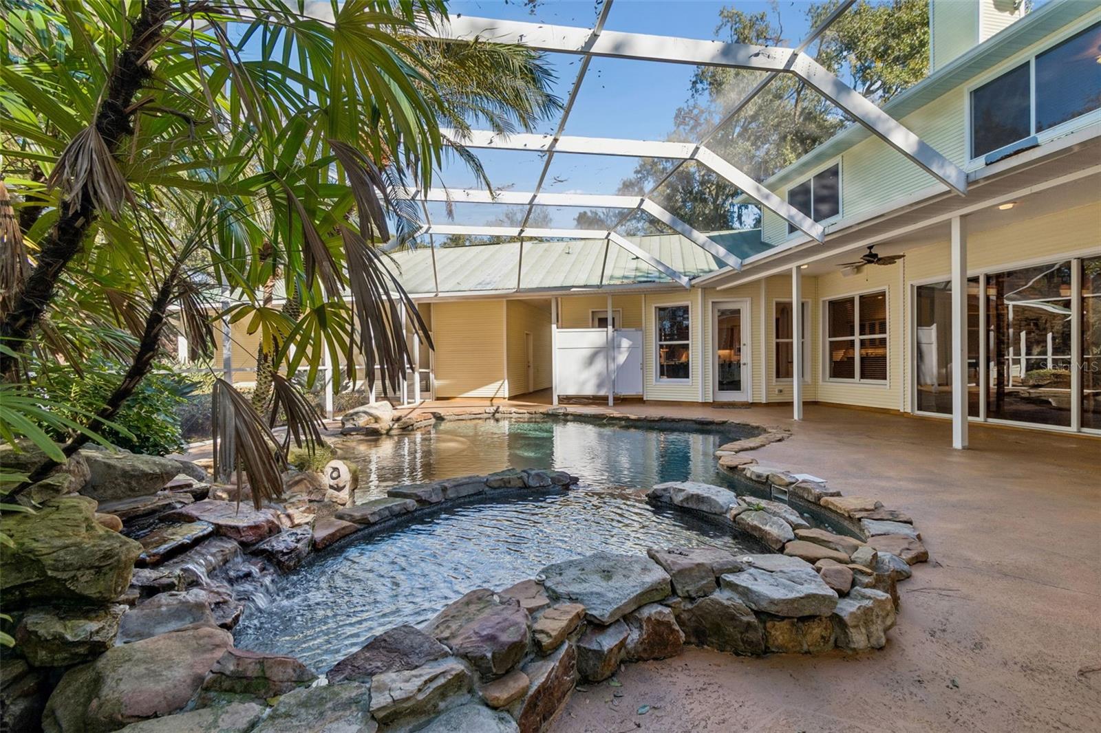 TAMPA & TARPON SPGS LAND CO - Residential