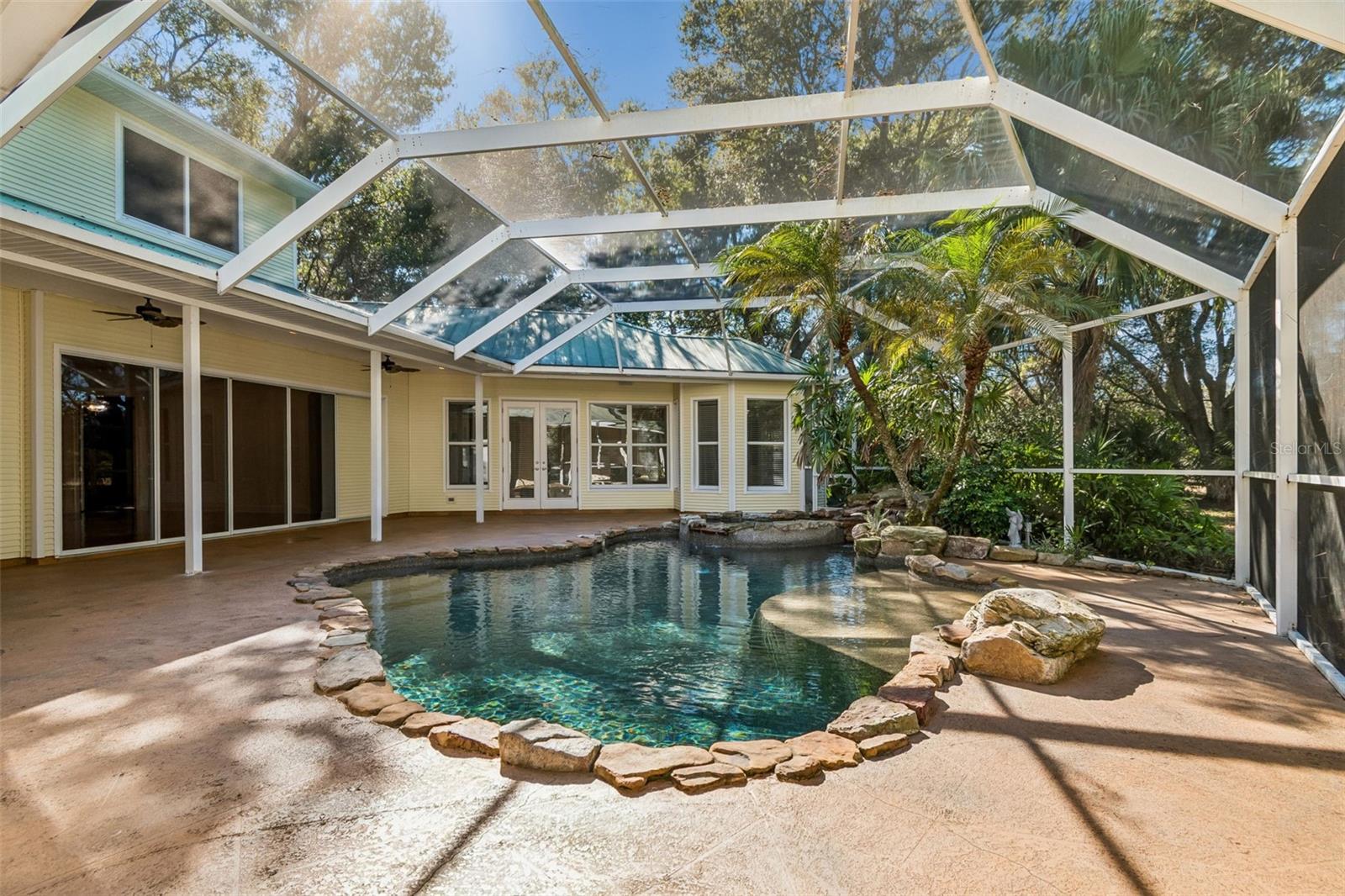 TAMPA & TARPON SPGS LAND CO - Residential