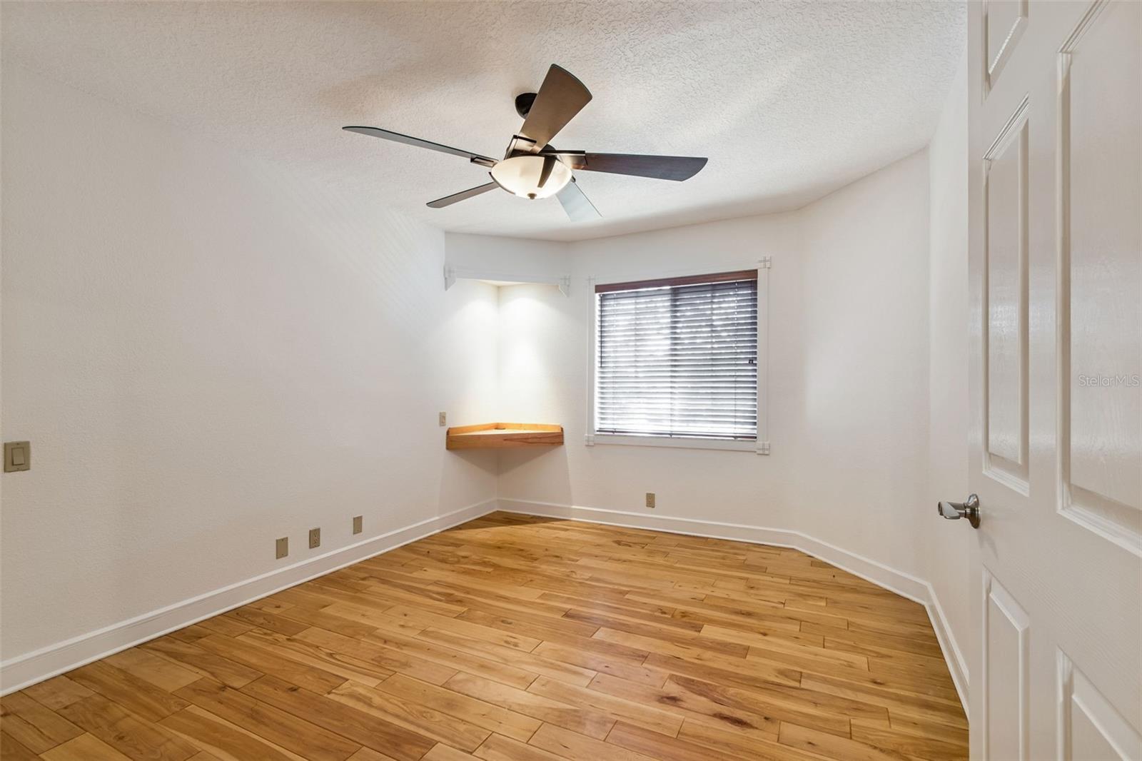 TAMPA & TARPON SPGS LAND CO - Residential