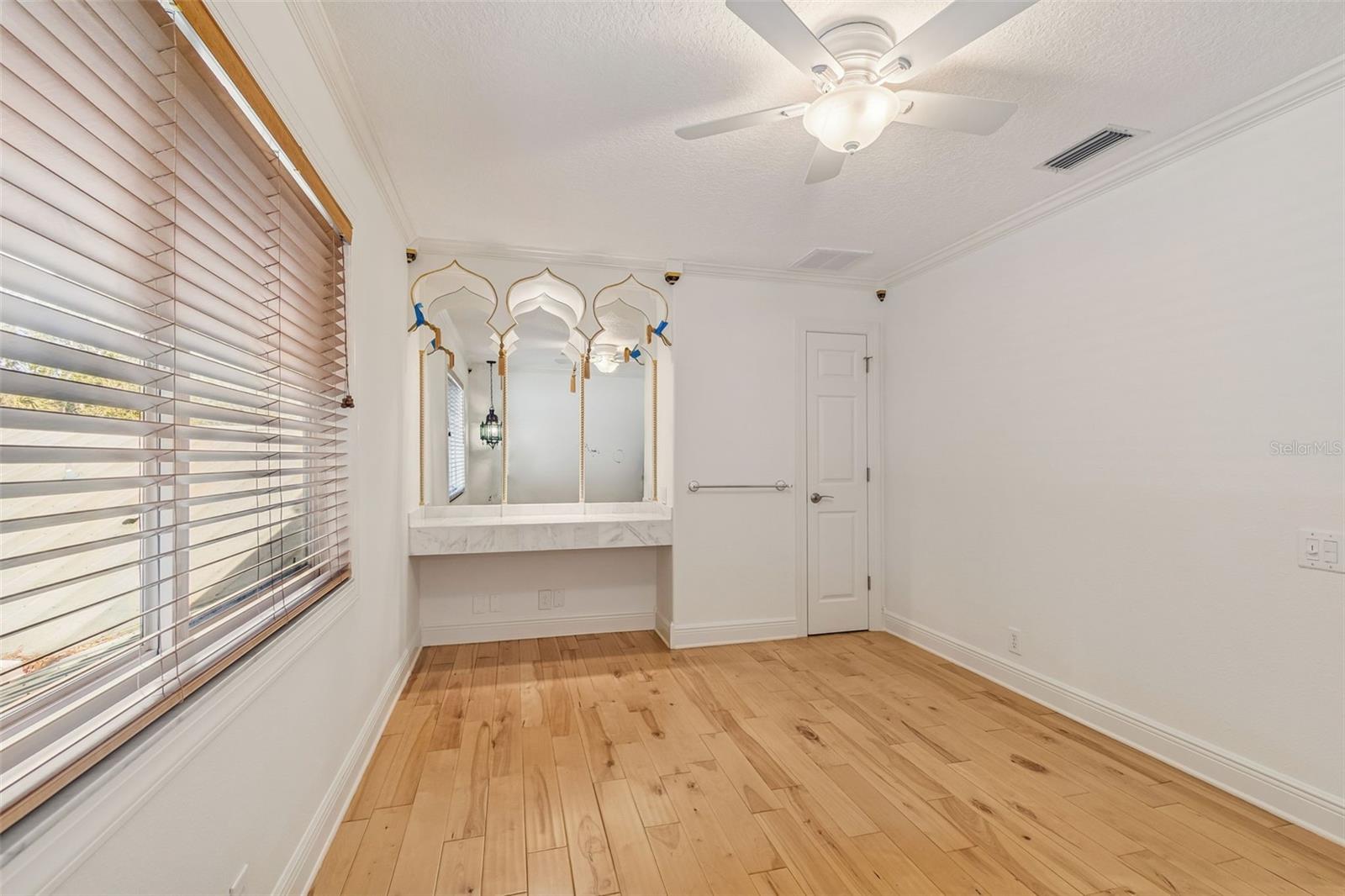 TAMPA & TARPON SPGS LAND CO - Residential