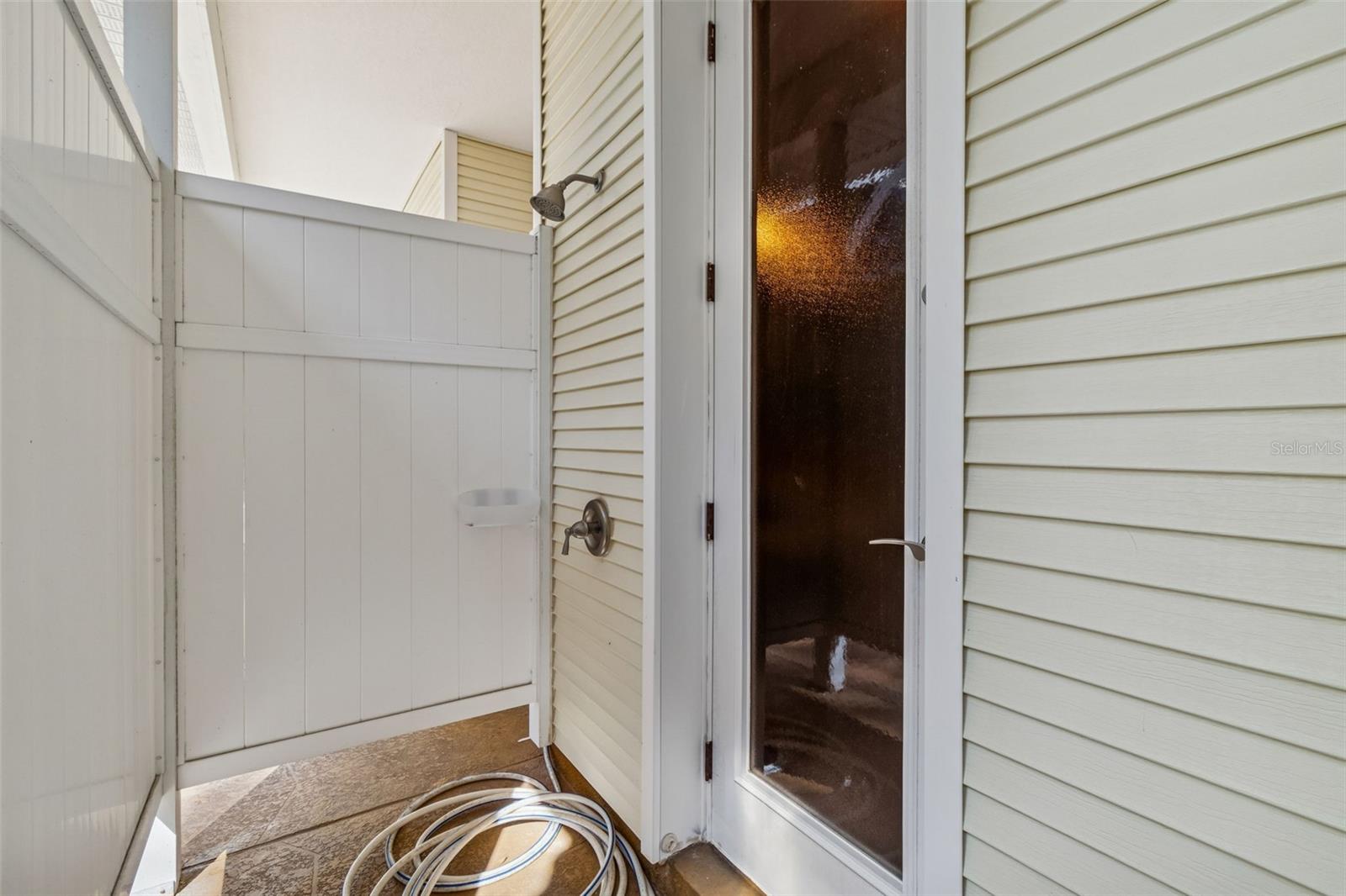 TAMPA & TARPON SPGS LAND CO - Residential