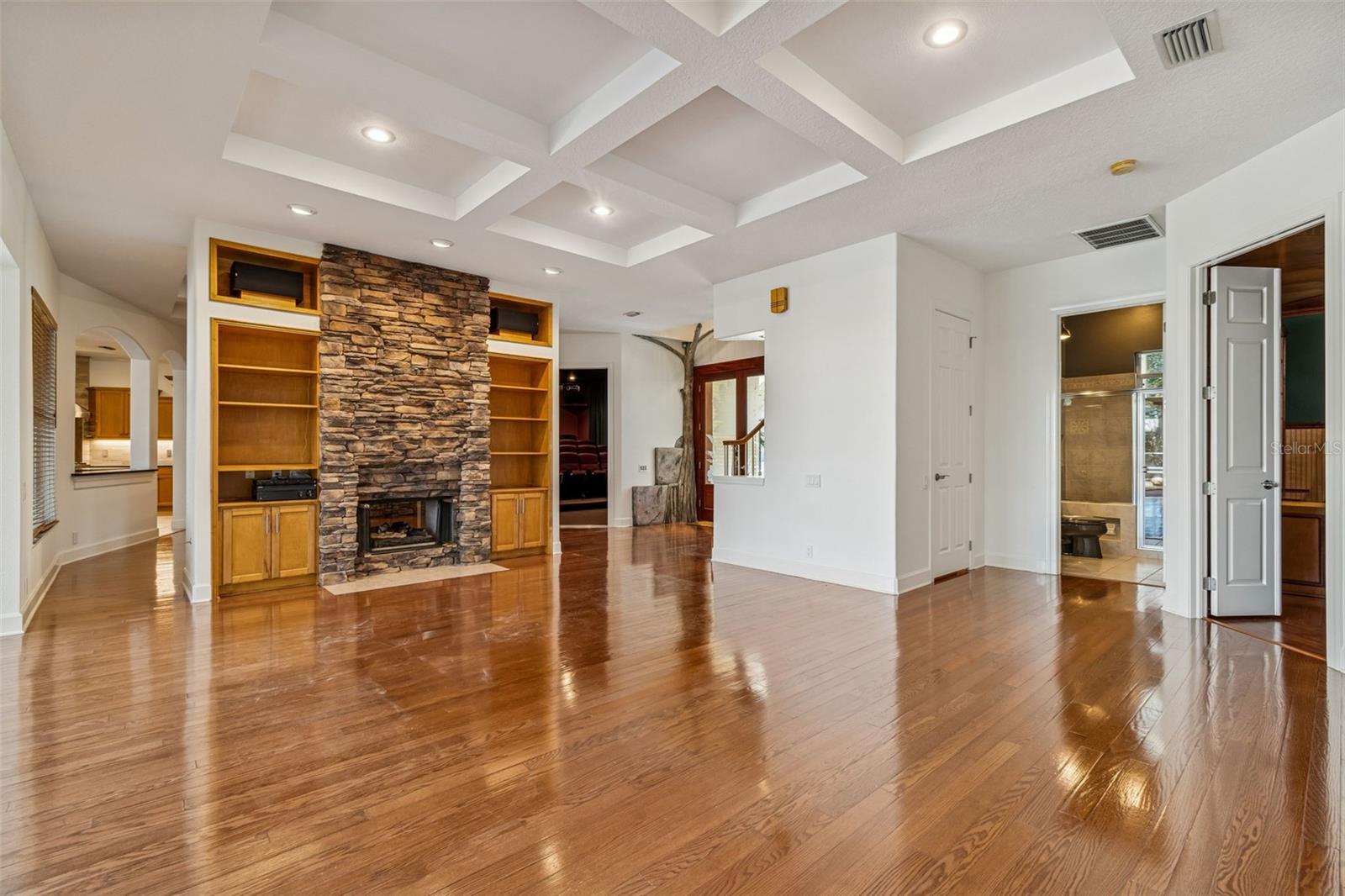 TAMPA & TARPON SPGS LAND CO - Residential