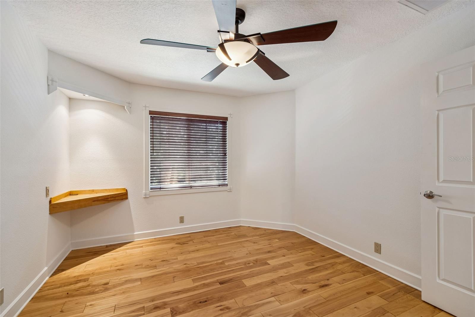 TAMPA & TARPON SPGS LAND CO - Residential