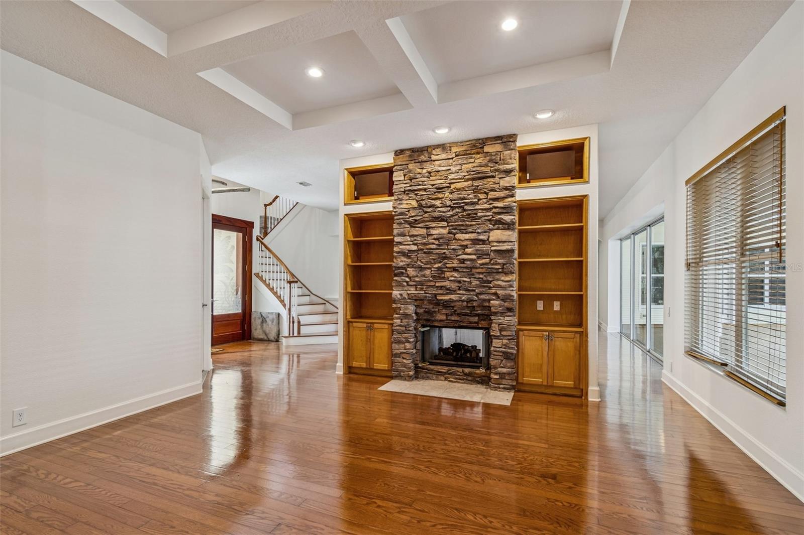 TAMPA & TARPON SPGS LAND CO - Residential