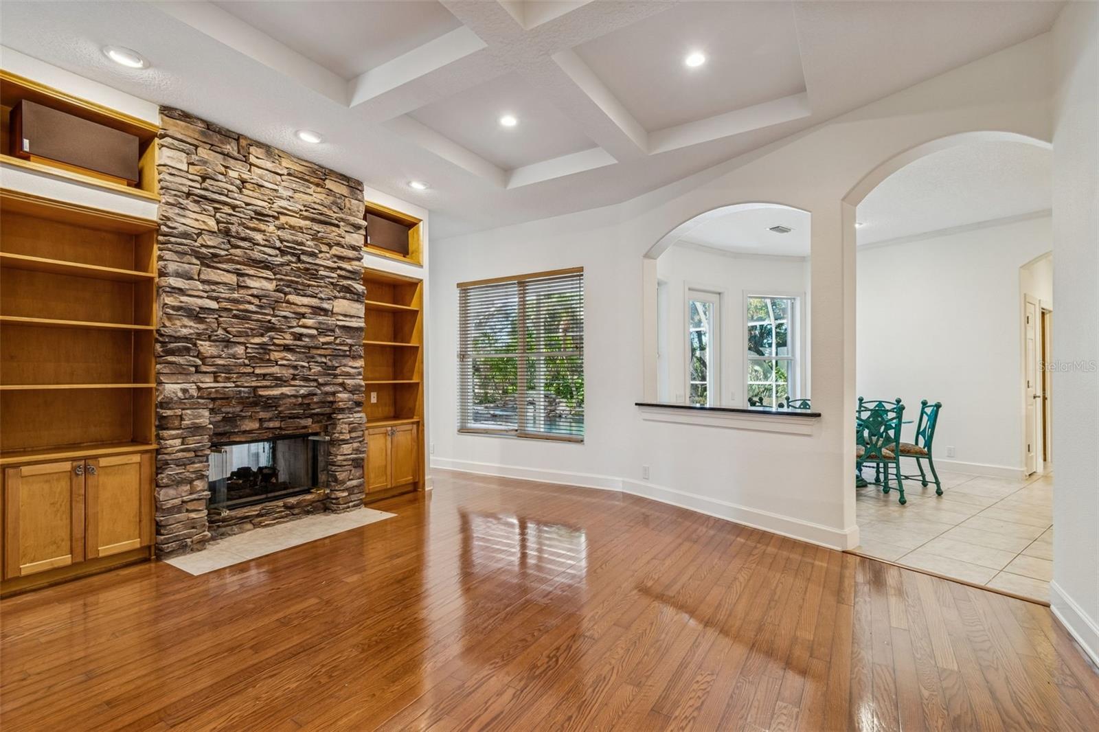 TAMPA & TARPON SPGS LAND CO - Residential