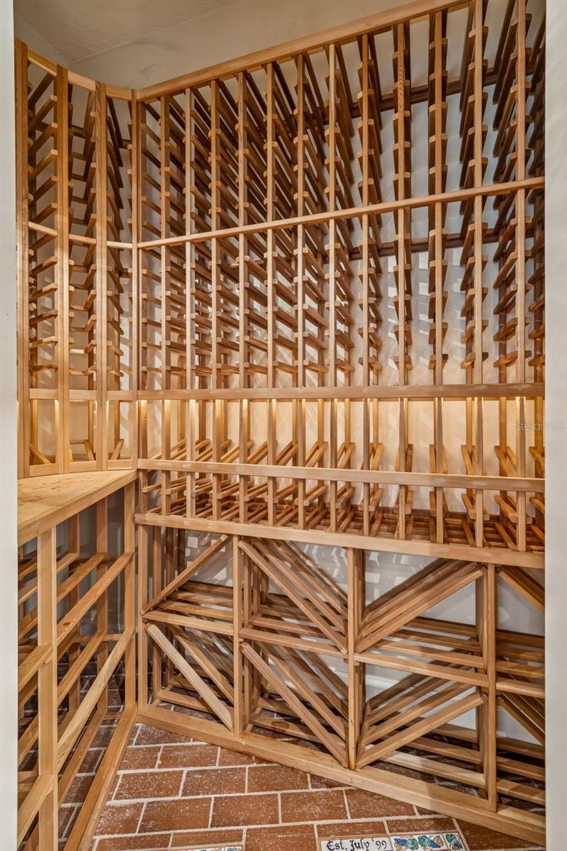 TAMPA & TARPON SPGS LAND CO - Residential