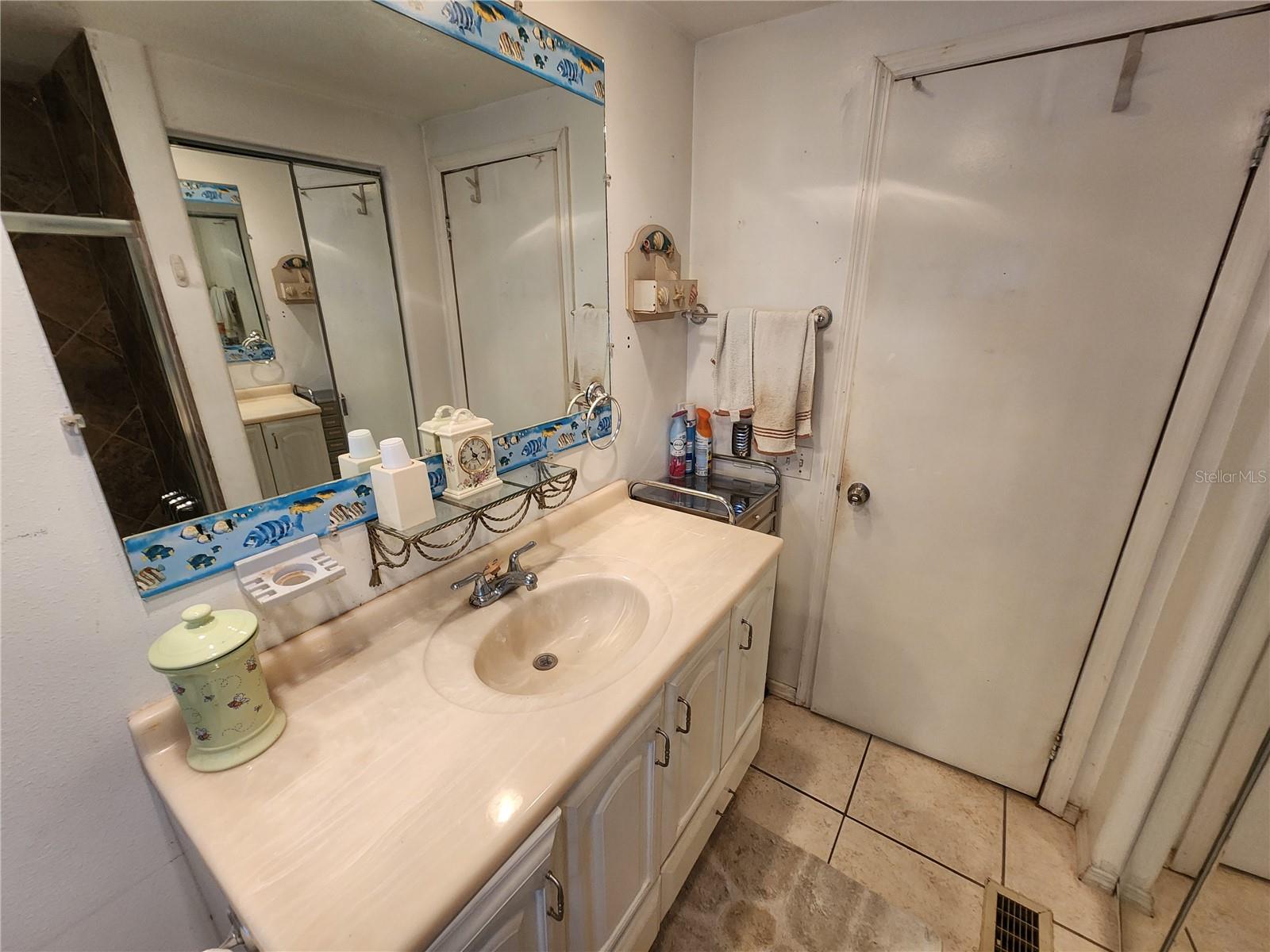 CHATEAU VILLAGE CO-OP - Residential