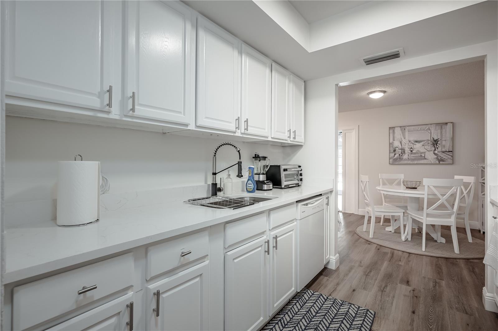 HENSONVILLE - Residential