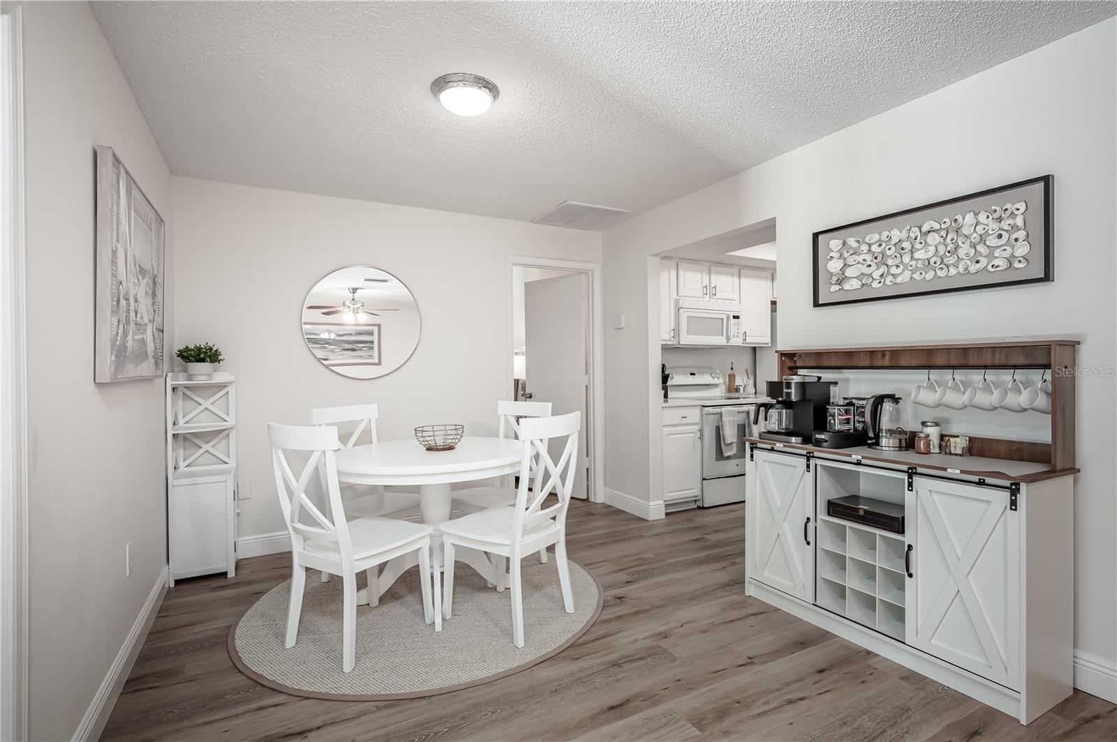 HENSONVILLE - Residential