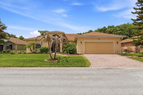 Photo of 4179 Aberdeen Lane, Lake Wales, FL 33859 (MLS # L4961091)