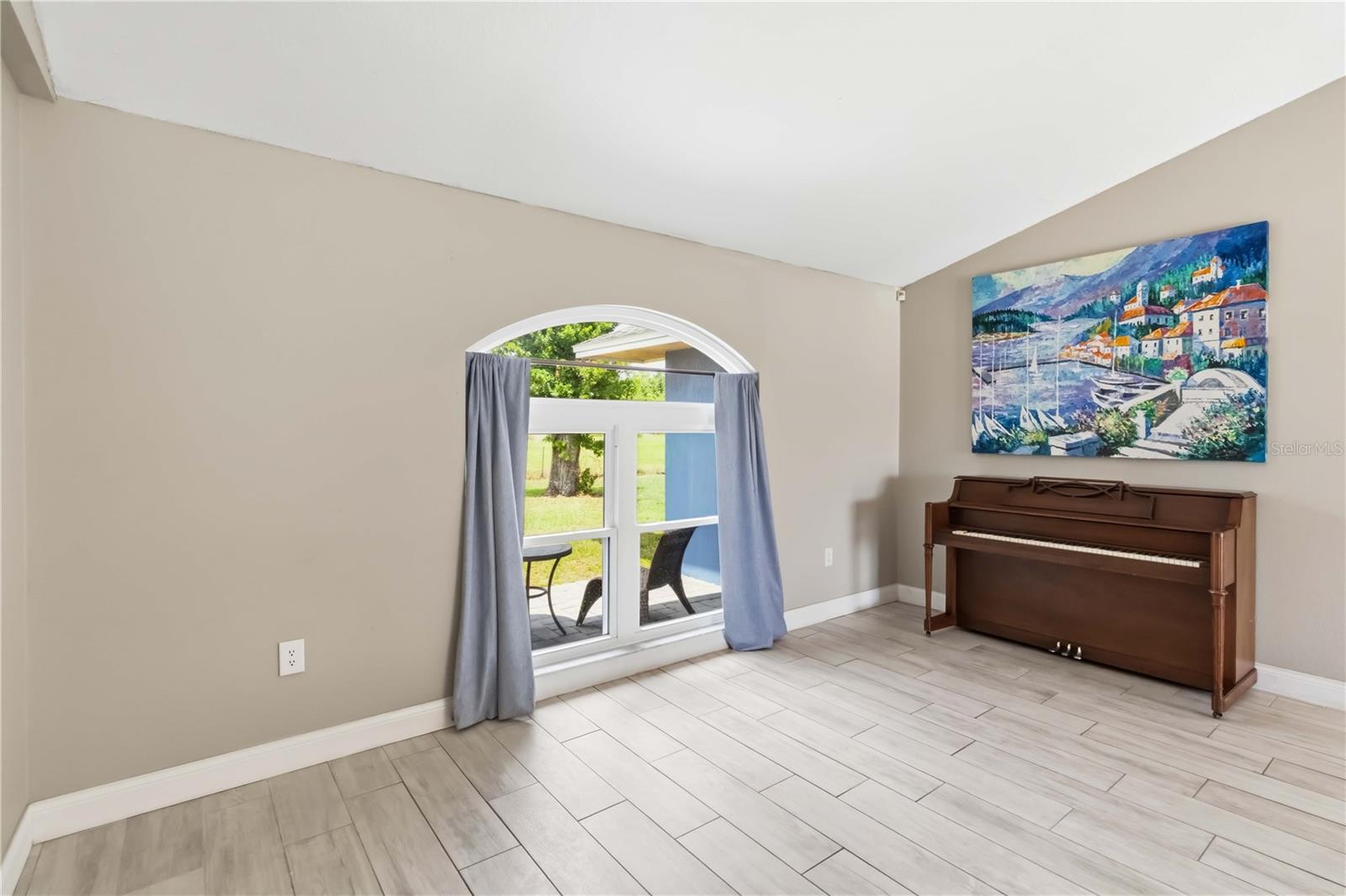 5160 DRANE FIELD ROAD