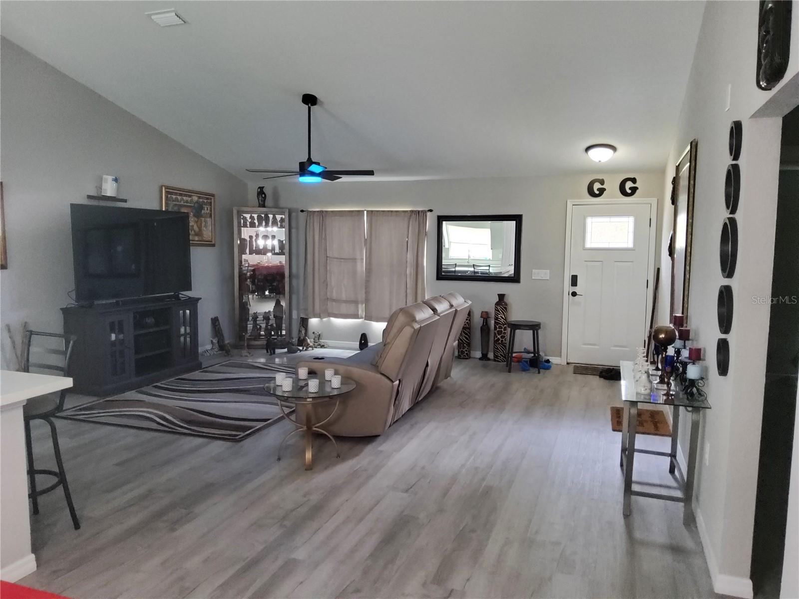 SILVER SPGS SHORES UN 42 - Residential