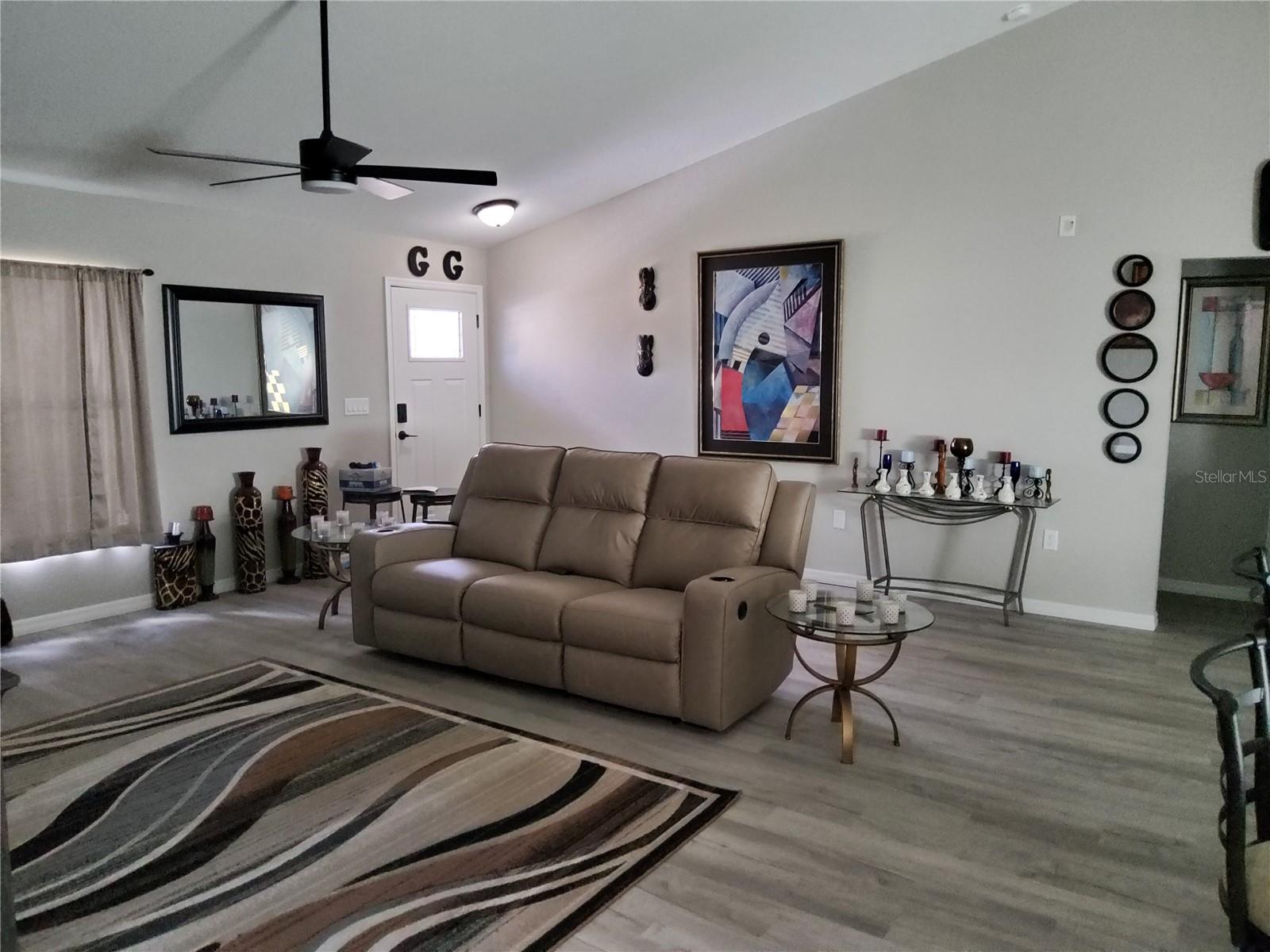 SILVER SPGS SHORES UN 42 - Residential