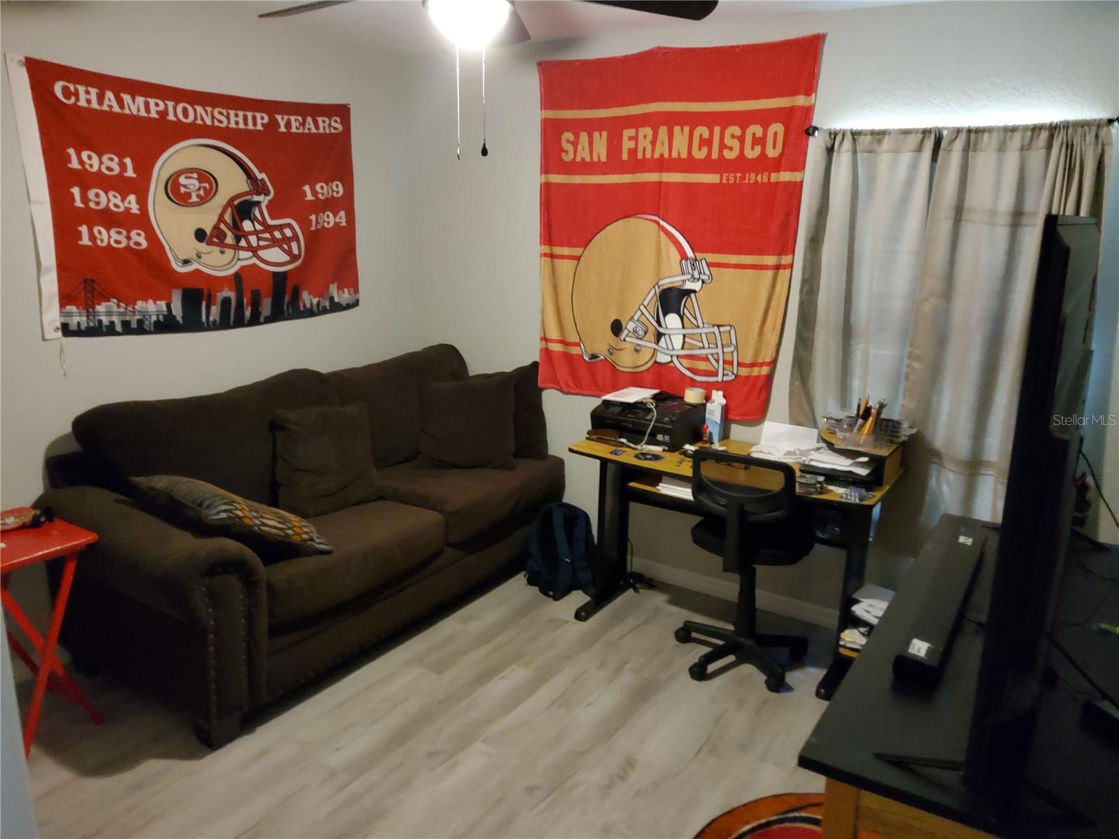 SILVER SPGS SHORES UN 42 - Residential