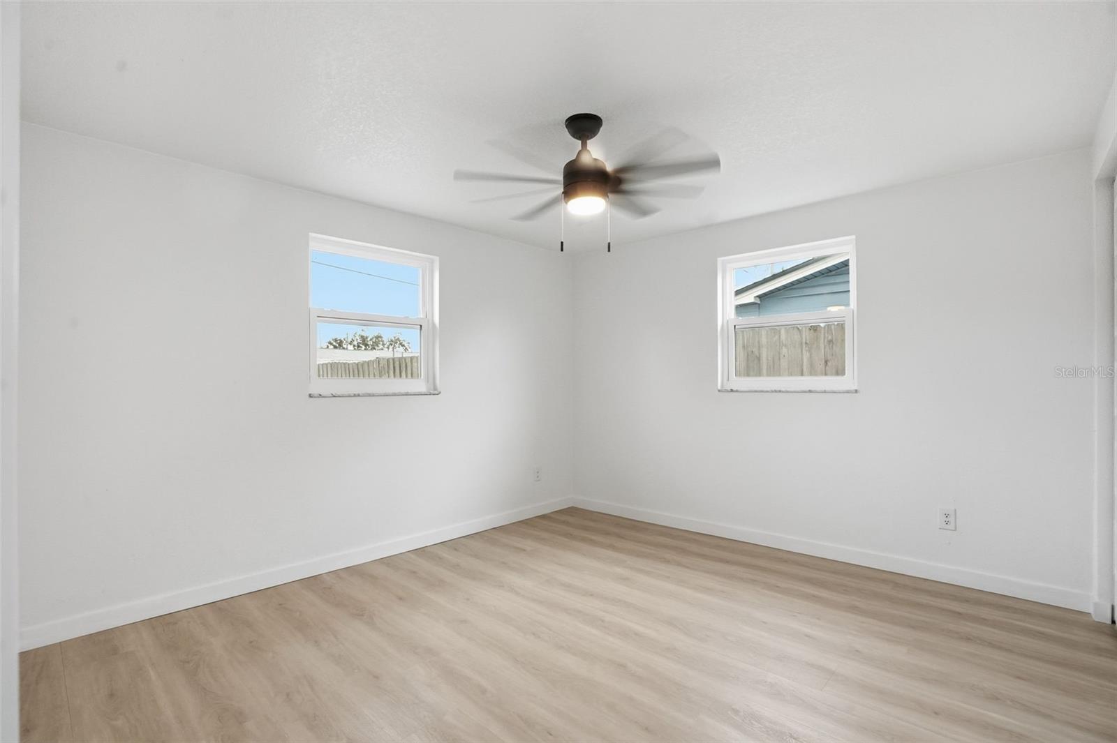 BEACON SQUARE - Residential