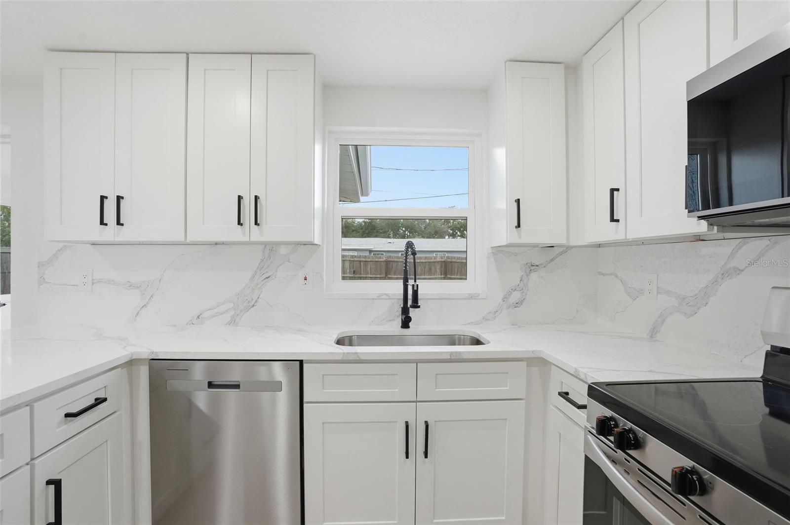 BEACON SQUARE - Residential