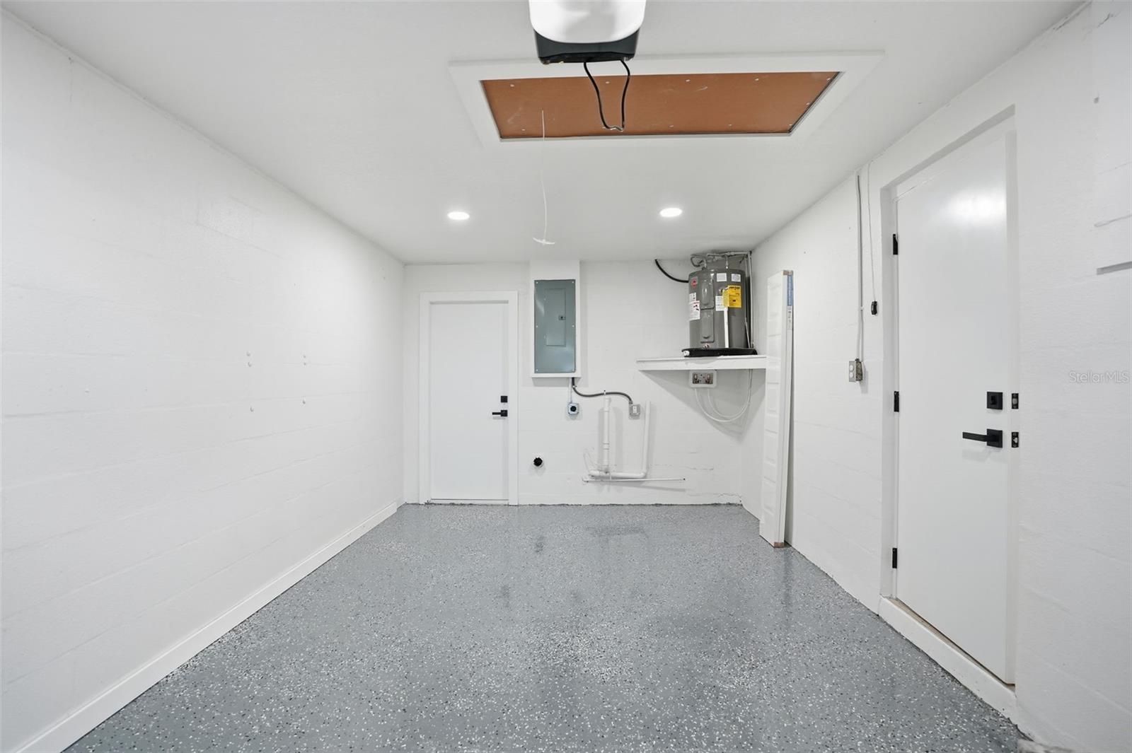 BEACON SQUARE - Residential