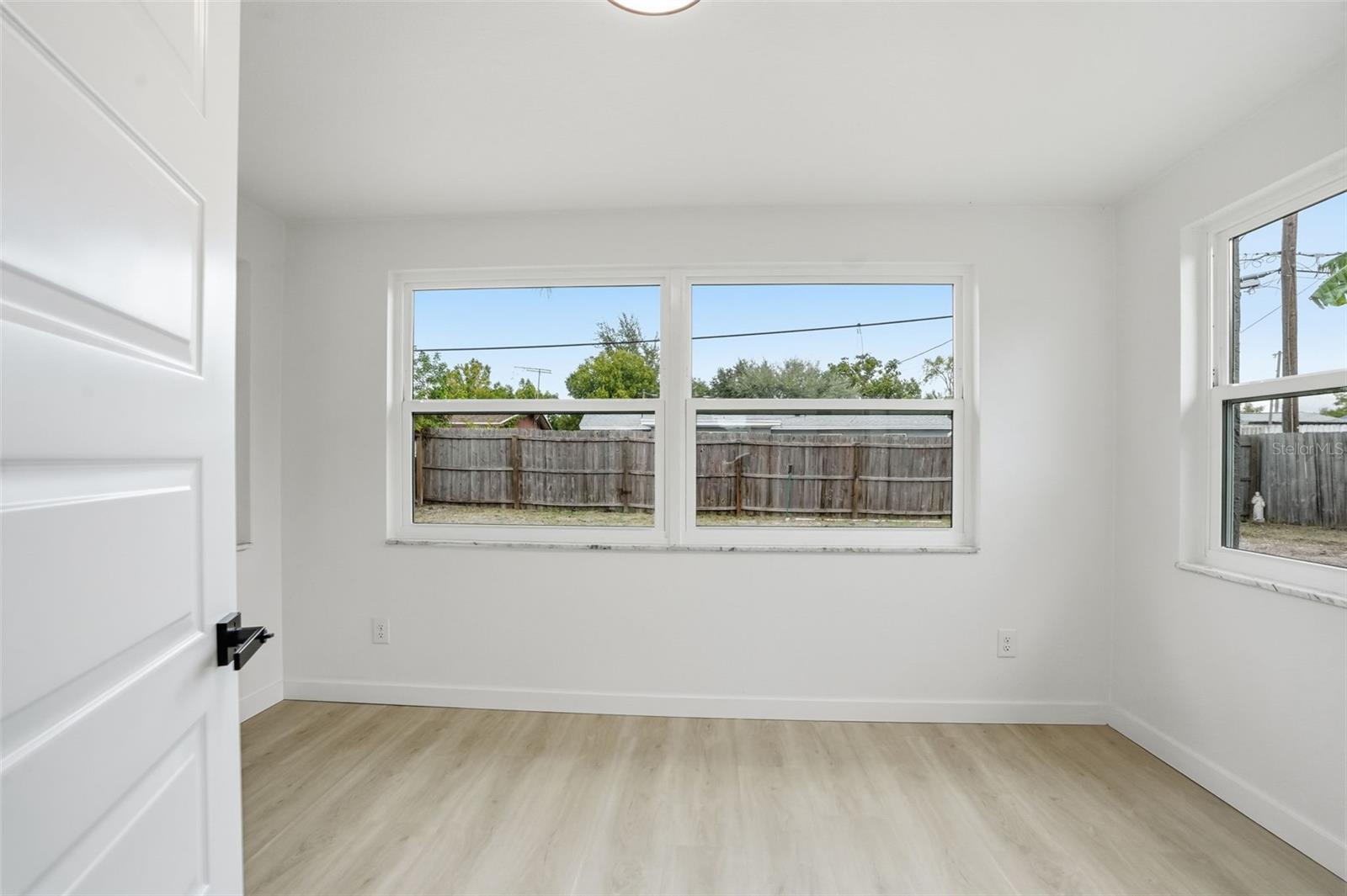 BEACON SQUARE - Residential