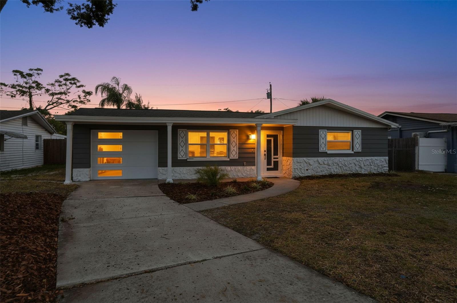 BEACON SQUARE - Residential