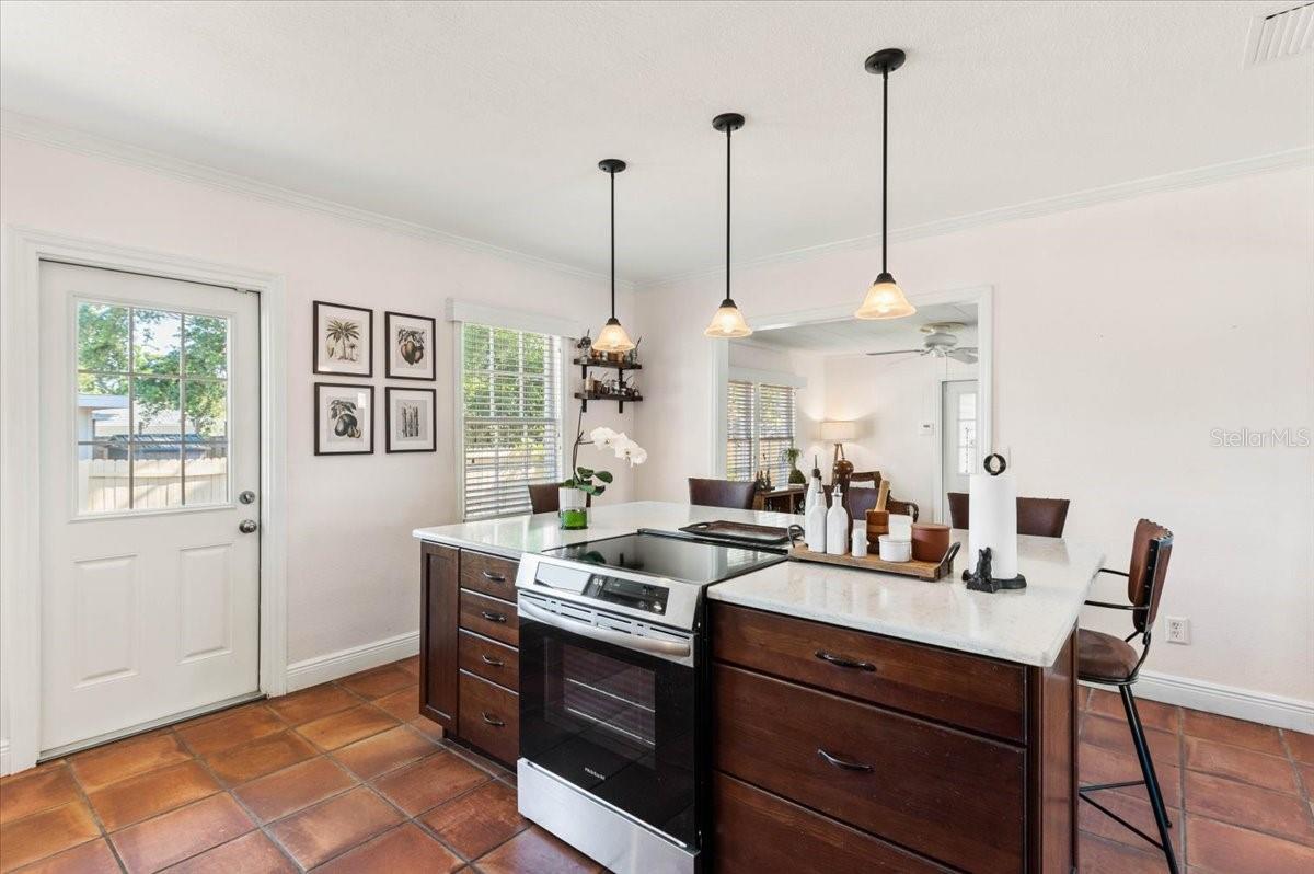 SARASOTA AVE PARK - Residential