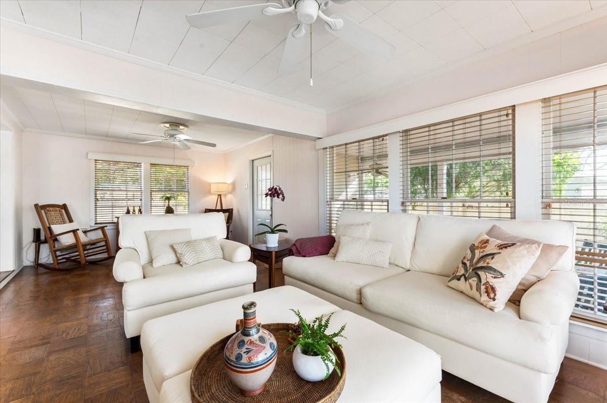 SARASOTA AVE PARK - Residential