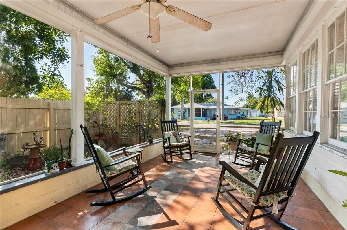 SARASOTA AVE PARK - Residential