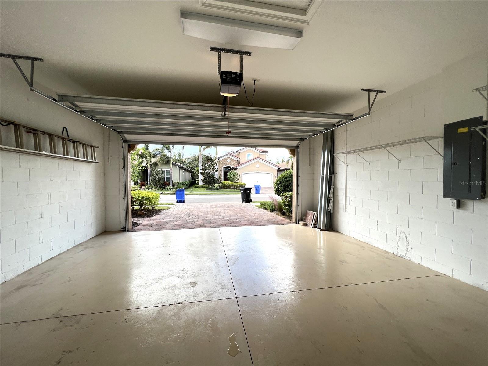 TOSCANA ISLES UN 1 - Residential