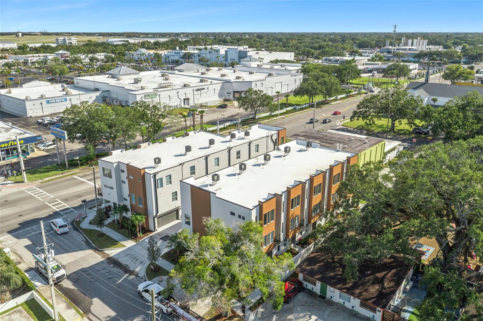 CONCORD COMMONS - Residential Lease