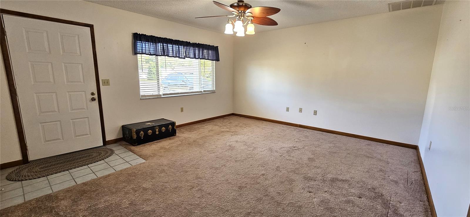 PALM CAY 02 - Residential