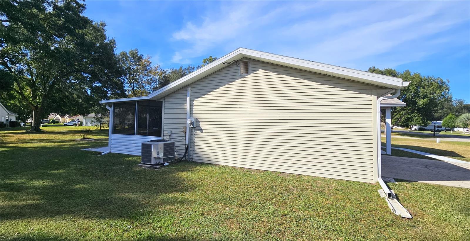 PALM CAY 02 - Residential