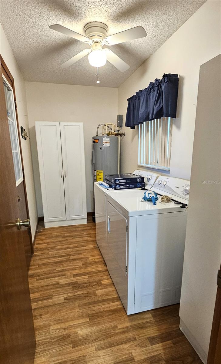 PALM CAY 02 - Residential